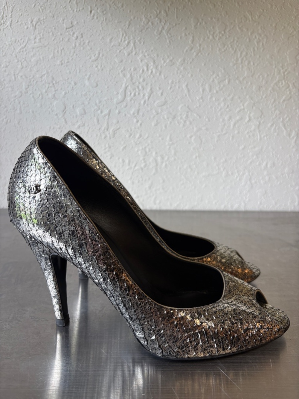 CHANEL Silver Metallic Python Peep-Toe Pumps✨